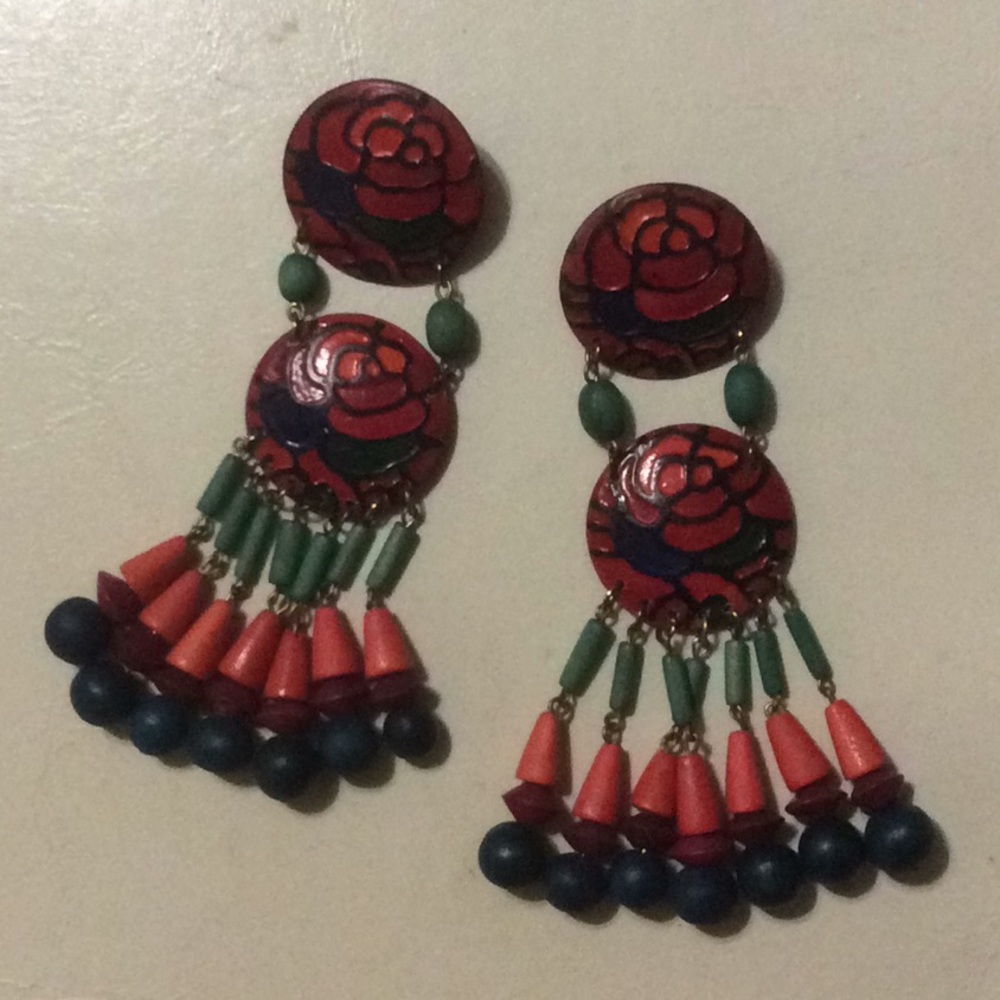 VINTAGE COSTUME JEWELRY PIERCED EARRINGS